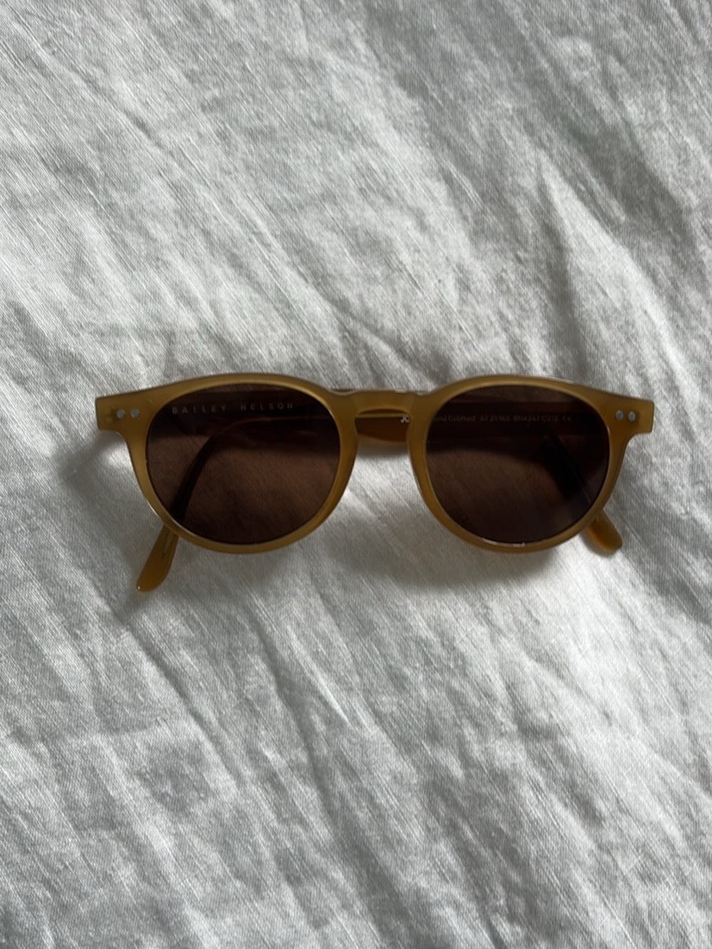 Bailey Nelson Women's Round Sunglasses in Yellow Brown